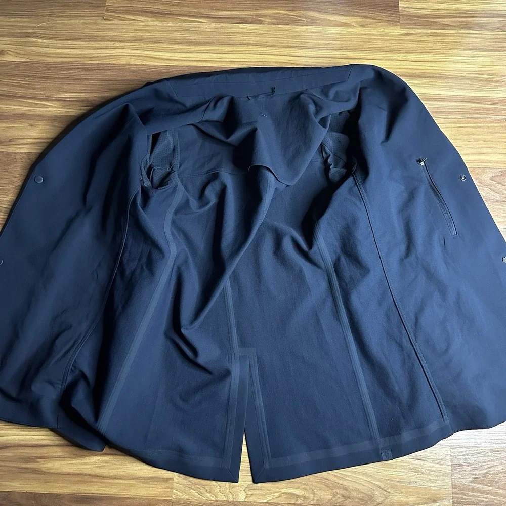 Lululemon New Venture Blazer Mens Medium Navy Water Repellent Stretch Jacket